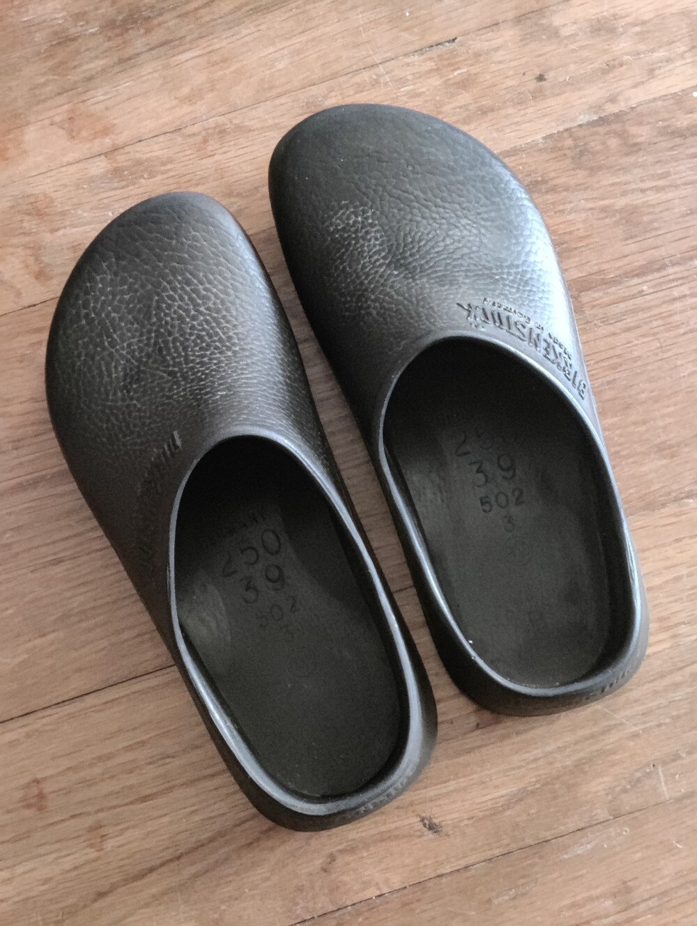 Birkenstock Black Slip-On Clogs Size 8.5